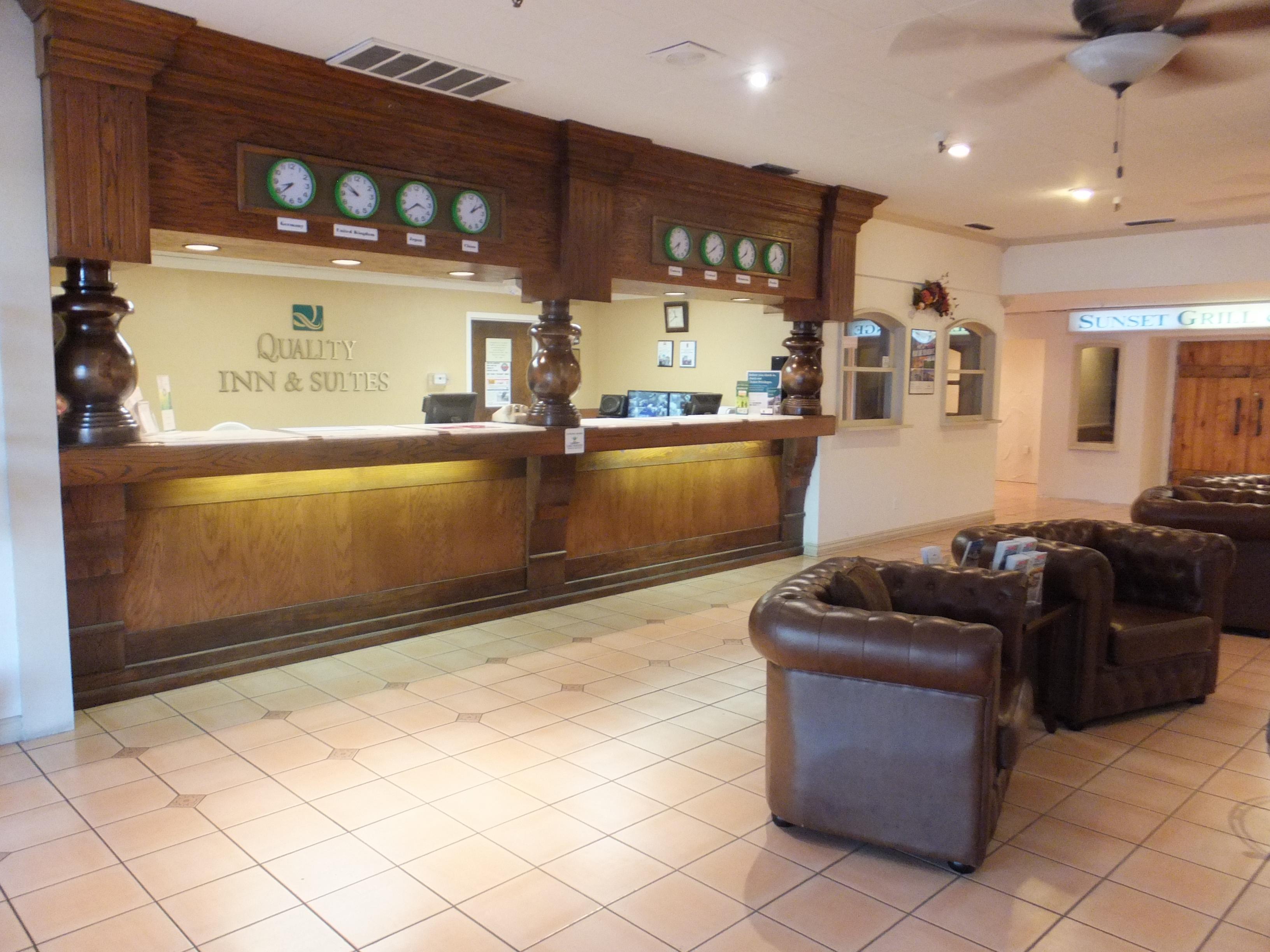 Quality Inn & Suites Lake Havasu City Bagian luar foto