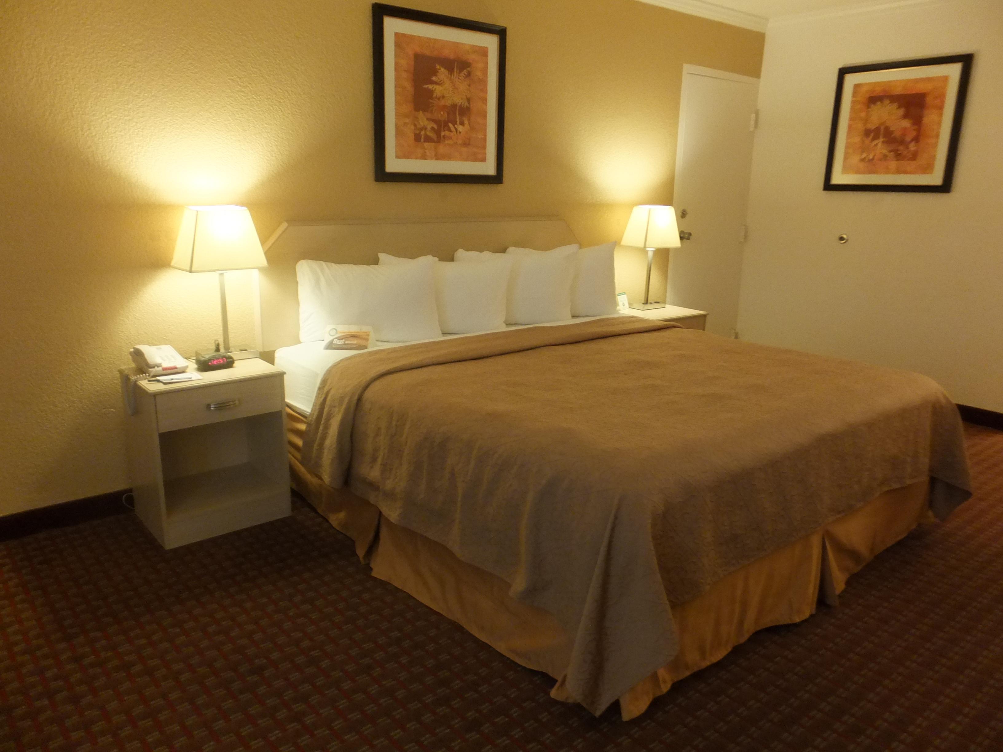 Quality Inn & Suites Lake Havasu City Bagian luar foto